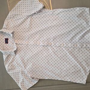 UNTUCKit Men's White and Blue Patterned Shirt